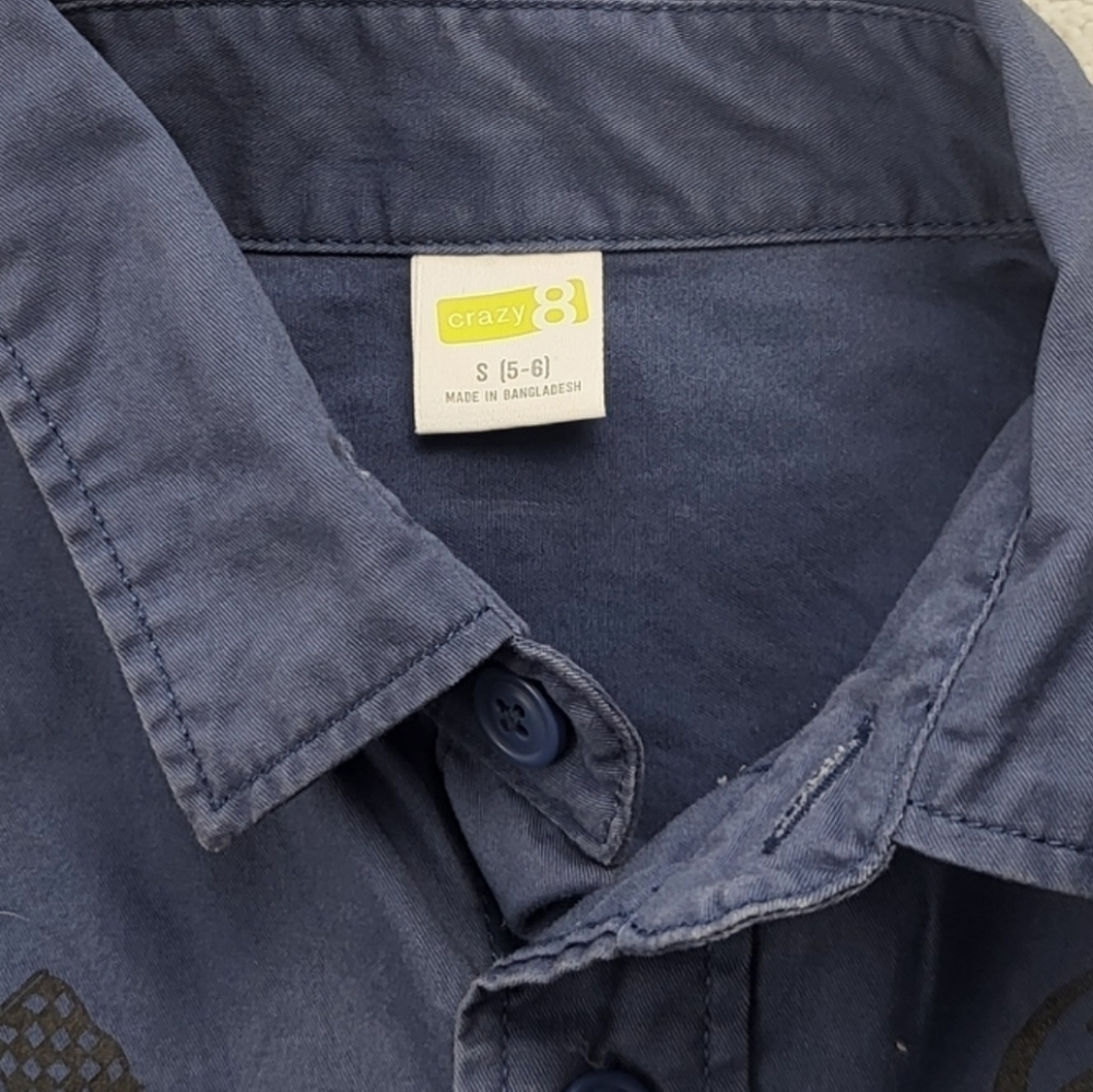 Crazy 8 Boy's Blue Cali Auto Service Button Down Shirt Size Small (5-6) - Picture 3 of 8